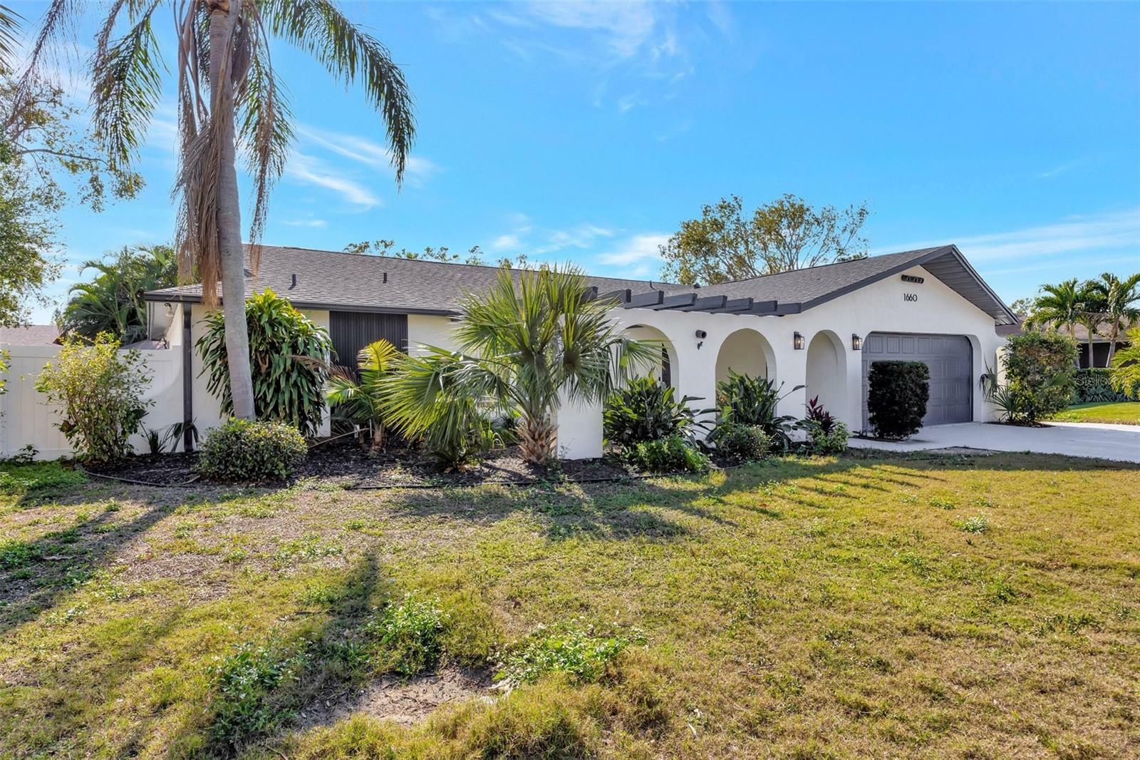 Property Photo:  1660 83rd Avenue N  FL 33702 