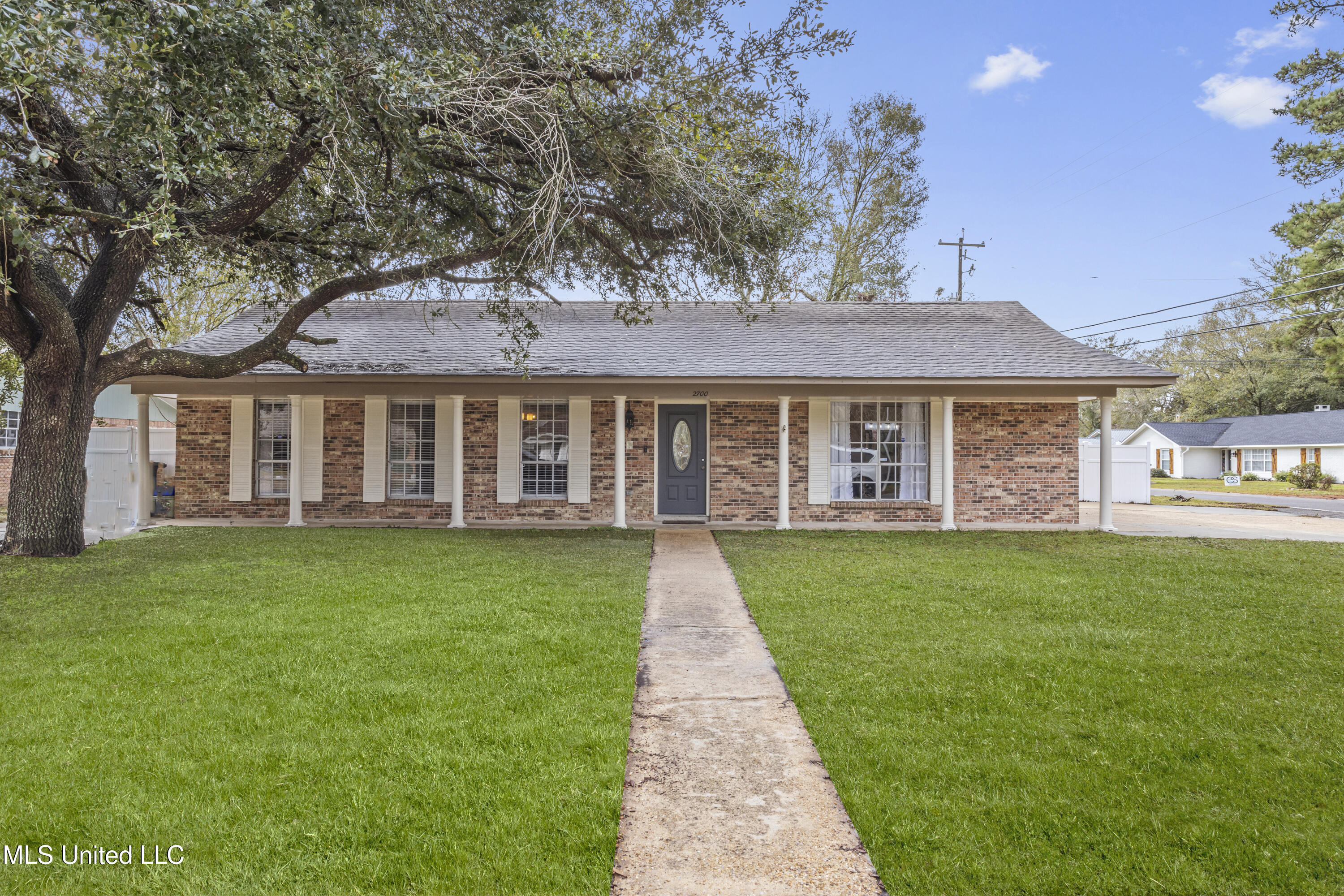 Property Photo:  2700 English Drive  MS 39564 
