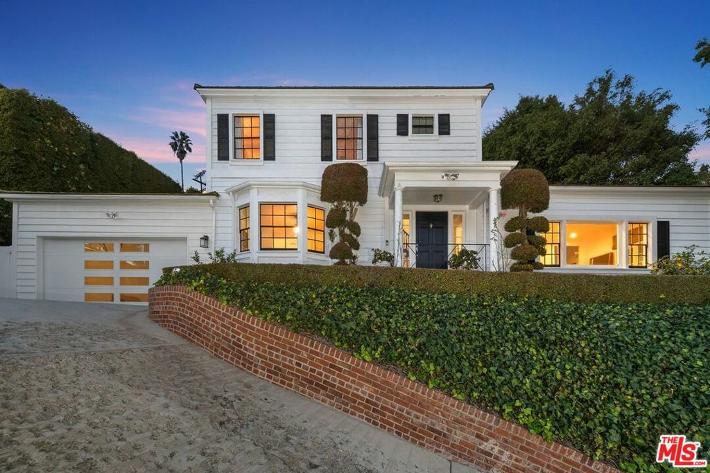 1455 Belfast Drive  Los Angeles CA 90069 photo