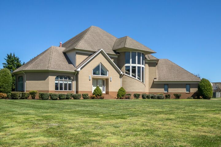 Property Photo: 970 9th St TN 38464