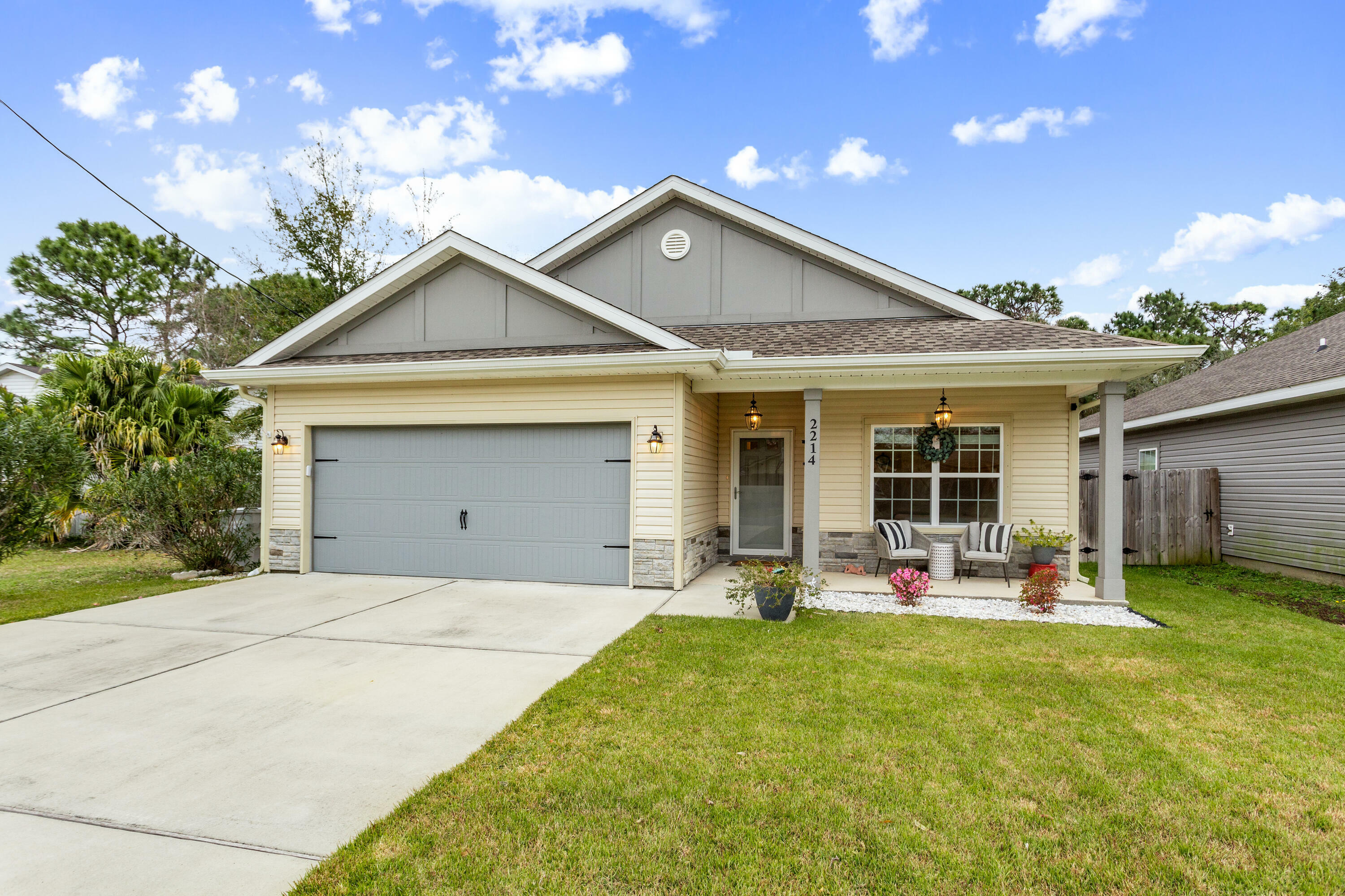 Property Photo:  2214 Tom Street  FL 32566 