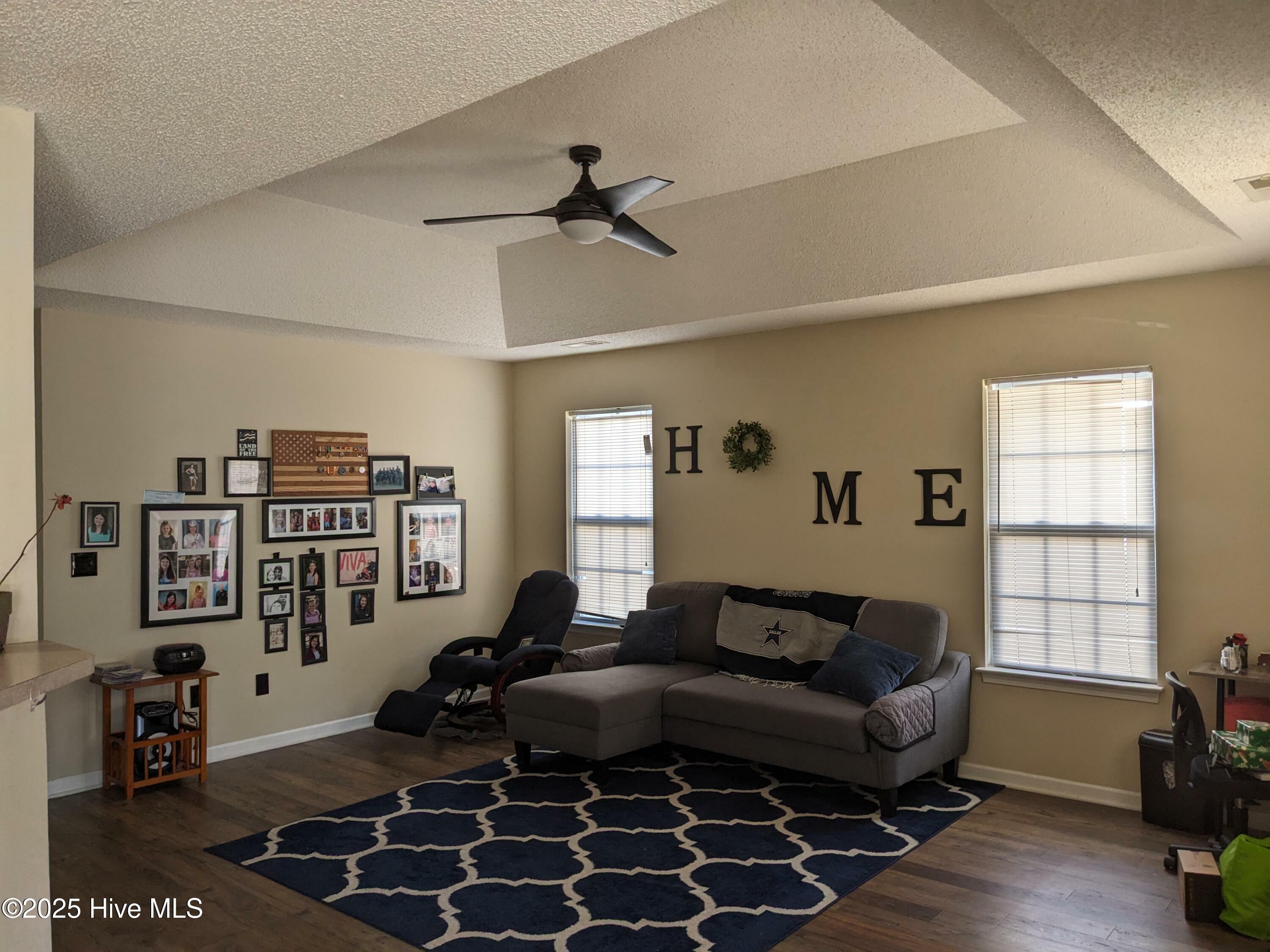 Property Photo:  413 Brecknock Court  NC 28412 
