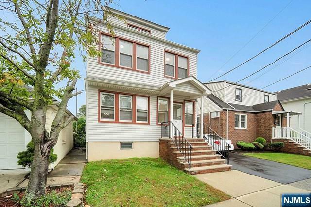 Property Photo:  822 Devon Street 3  NJ 07032 