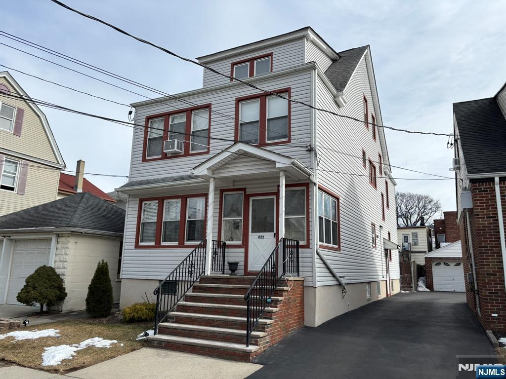 Property Photo: 822 Devon Street 3 NJ 07032