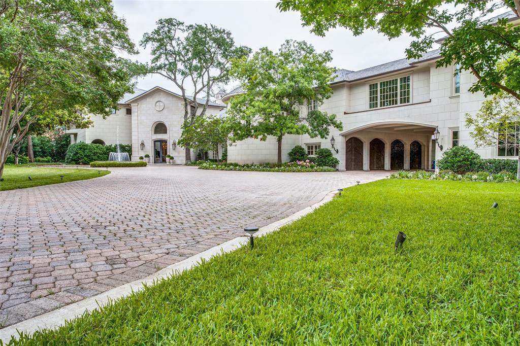 Property Photo: 9520 Hathaway Street TX 75220
