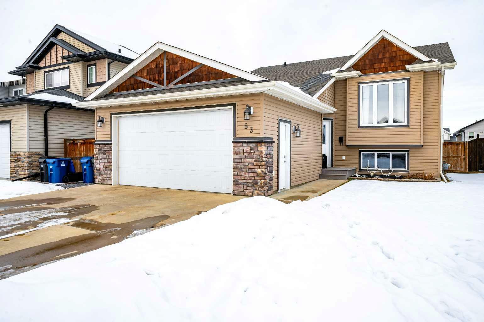 53 Adina Close  Blackfalds AB T4M 0J4 photo