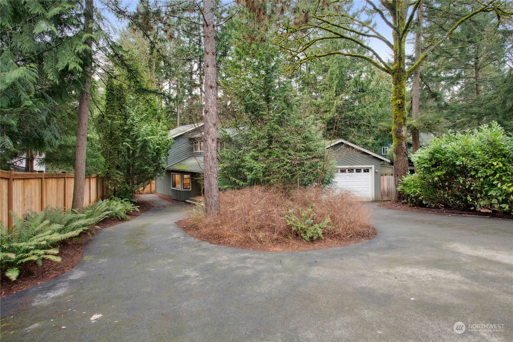 Property Photo:  12727  Juanita Drive NE  WA 98034 