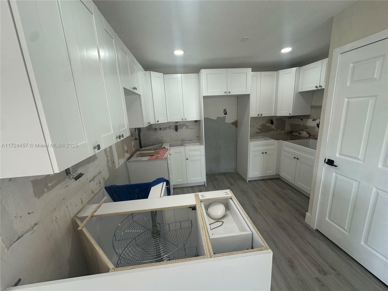 Property Photo:  659 E 19th St  FL 33013 