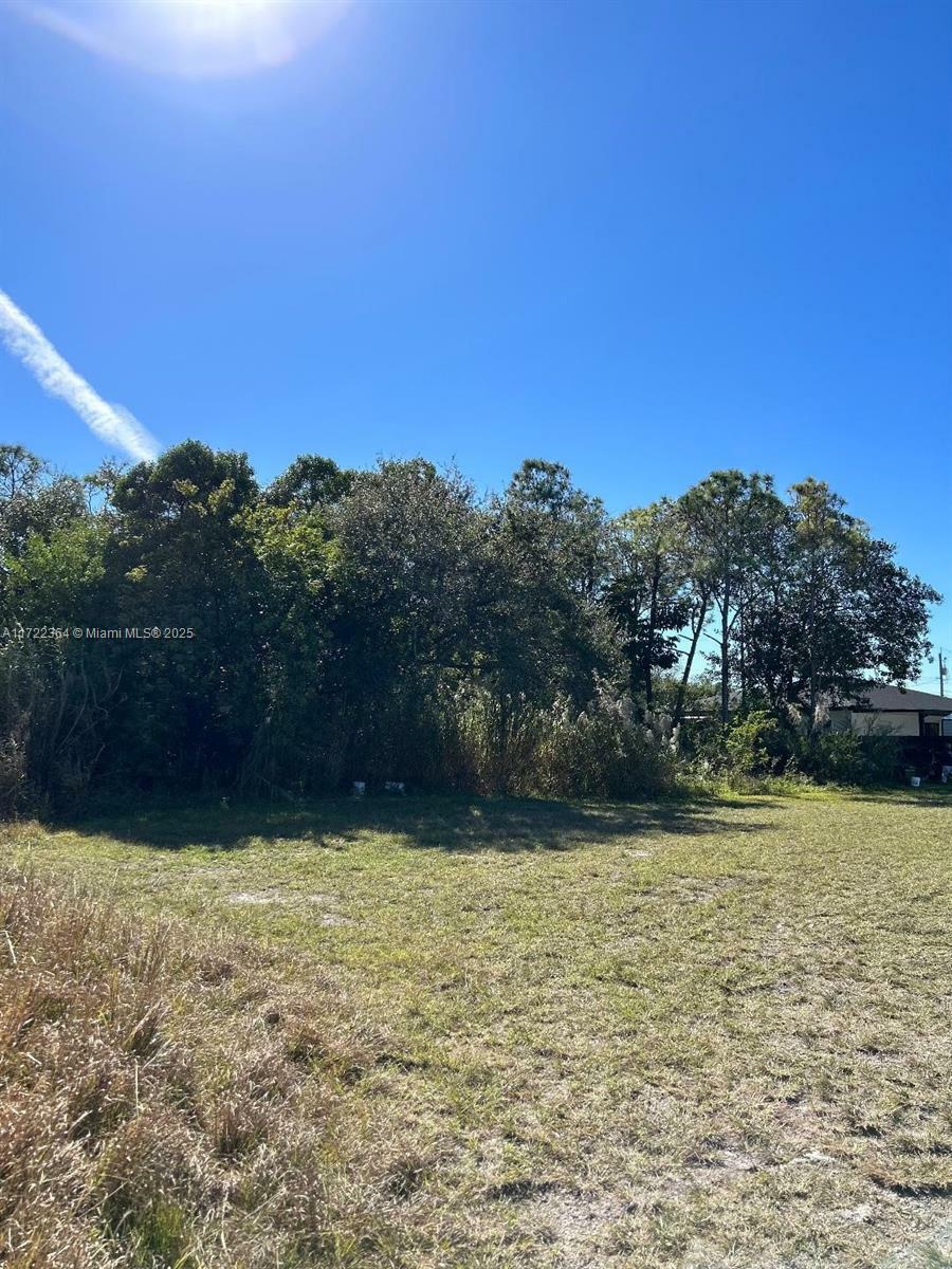 Property Photo:  112th Ct SW  FL 33170 