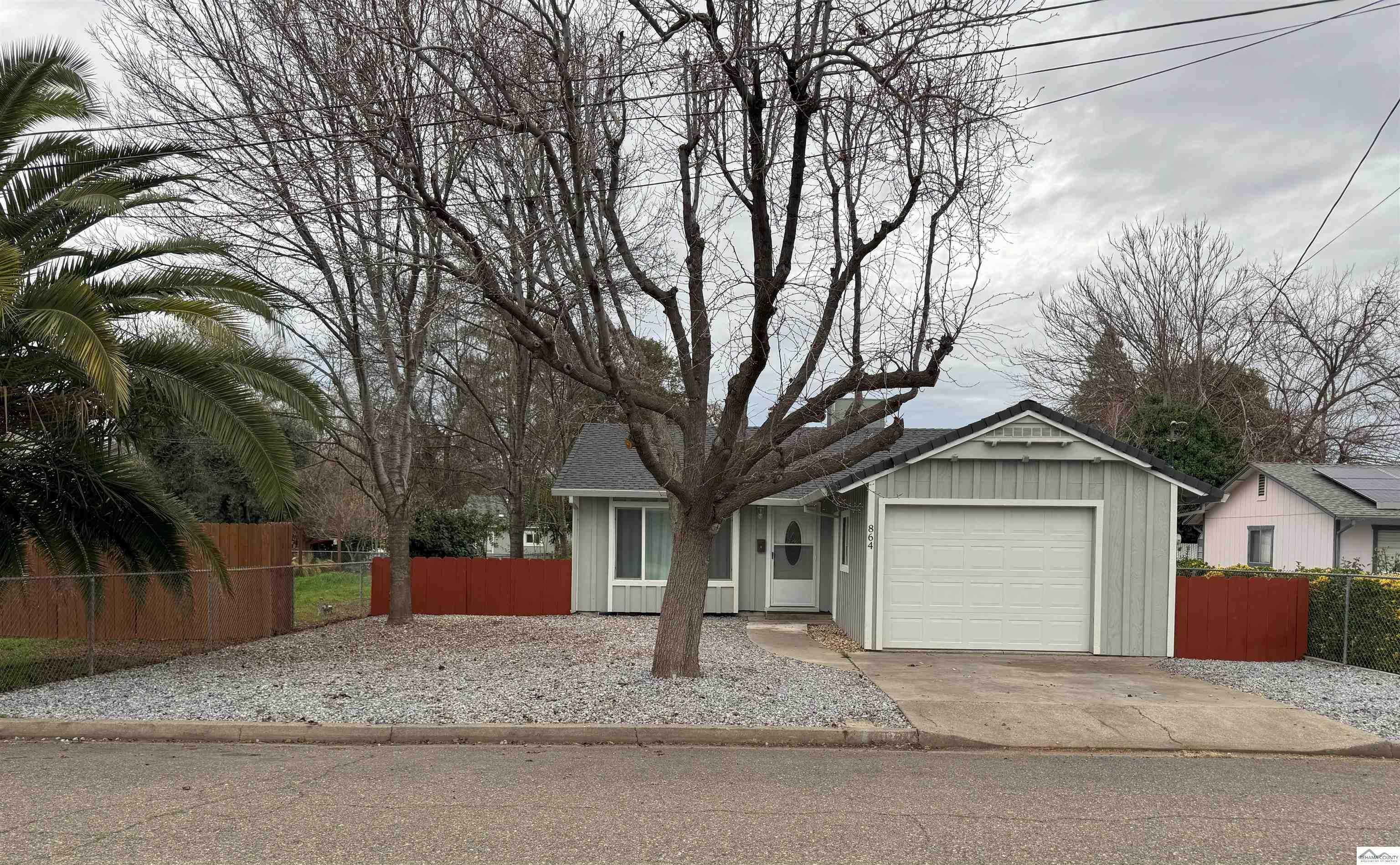 864 Olive Street  Red Bluff CA 96080 photo