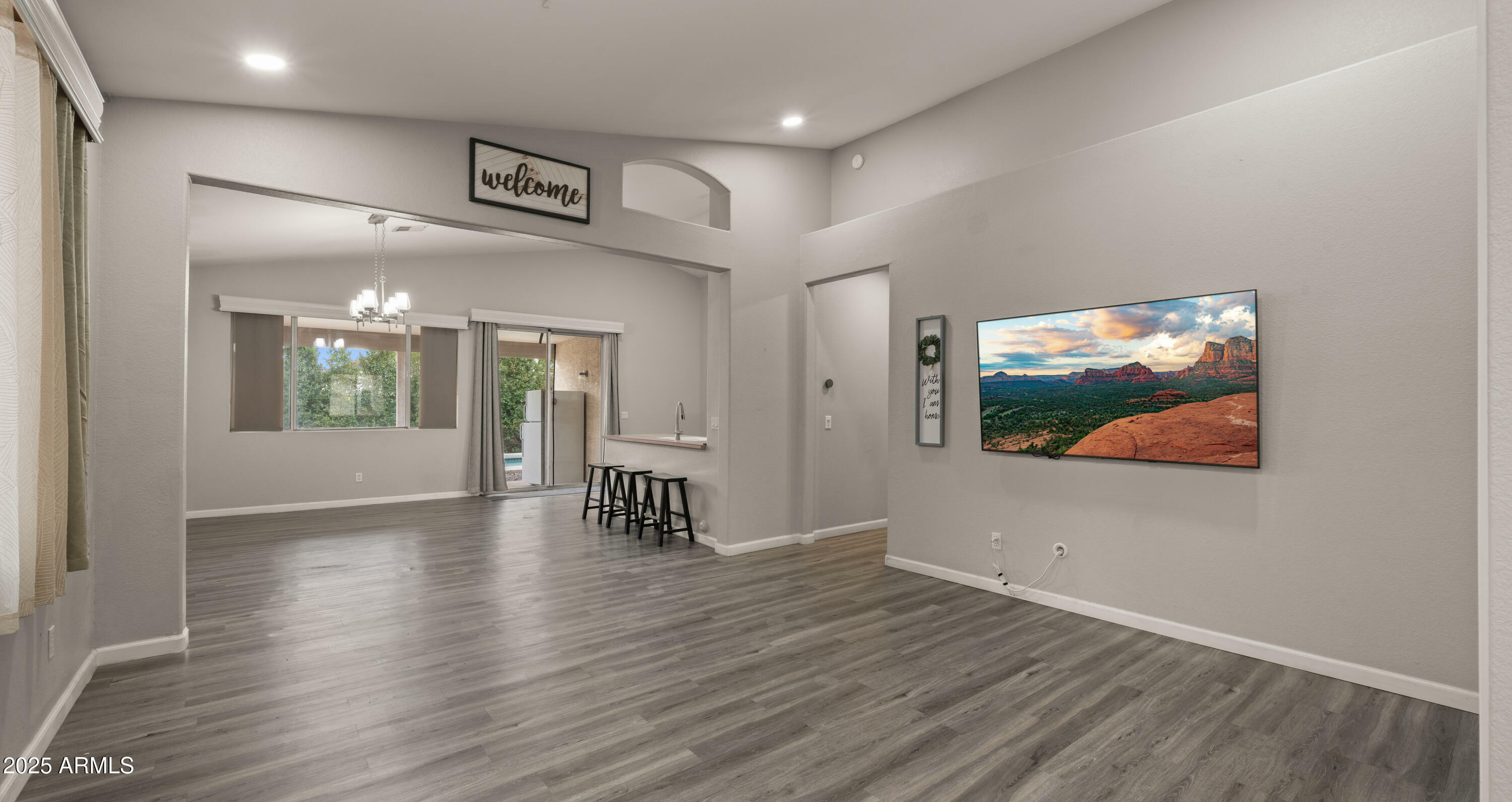Property Photo: 6703 W Linda Lane AZ 85226
