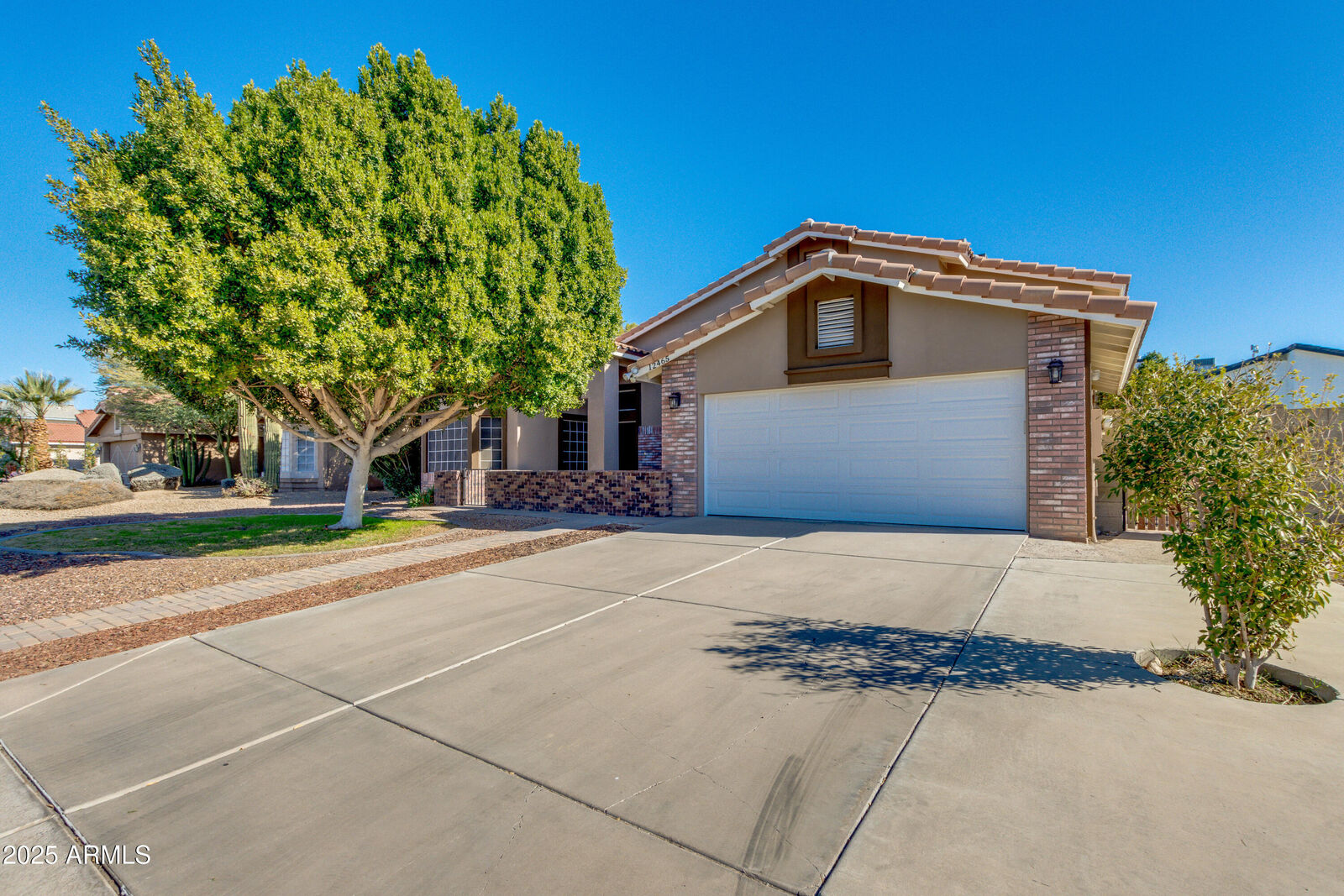 Property Photo: 12465 N 71st Avenue AZ 85381