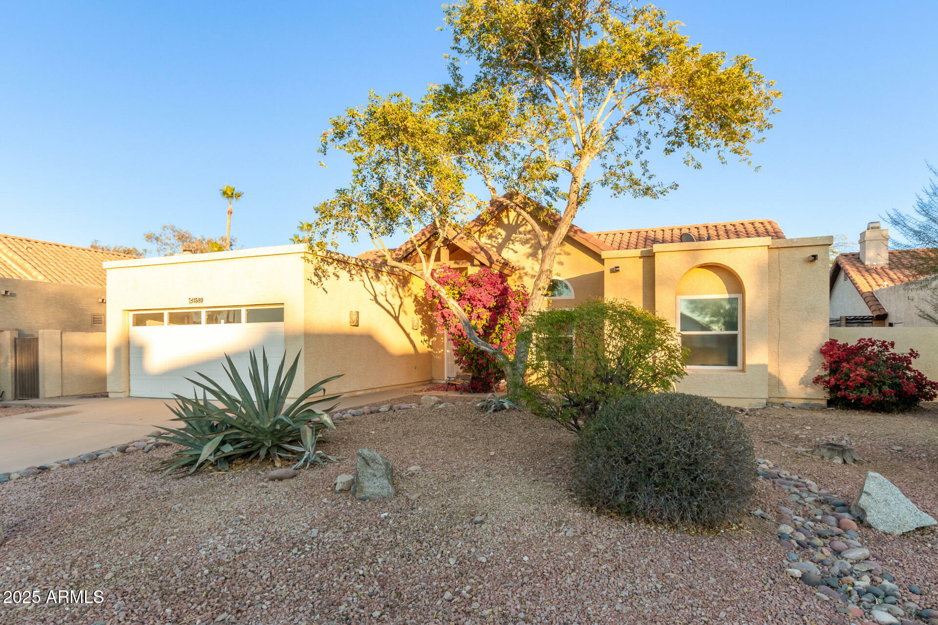 Property Photo:  11589 N 110th Place  AZ 85259 