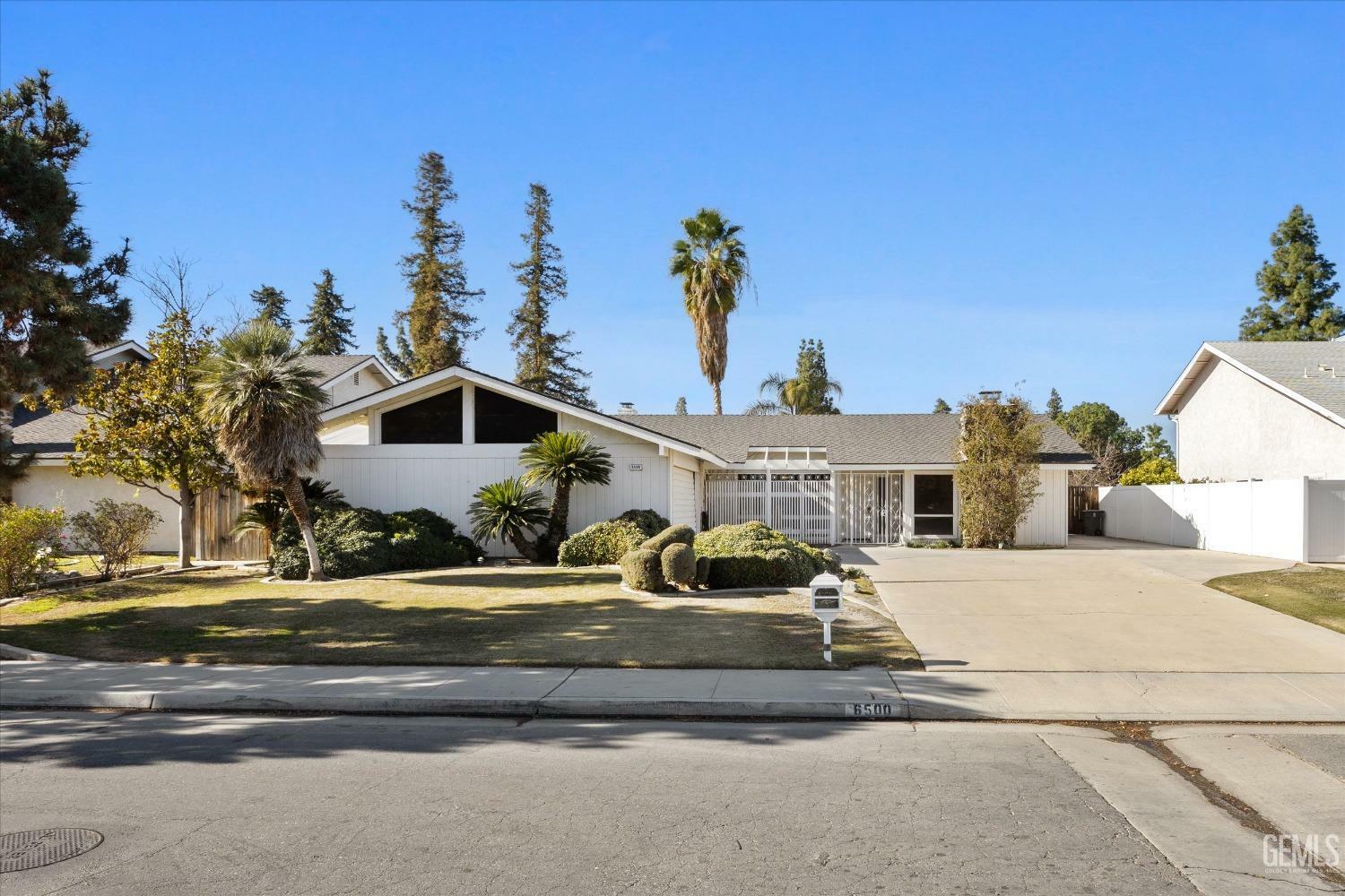 Property Photo:  6500 Landfair Drive  CA 93309 