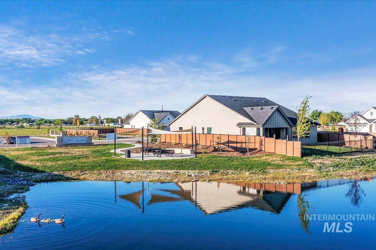 Property Photo: 7094 N Canter Trail Ave. ID 83646