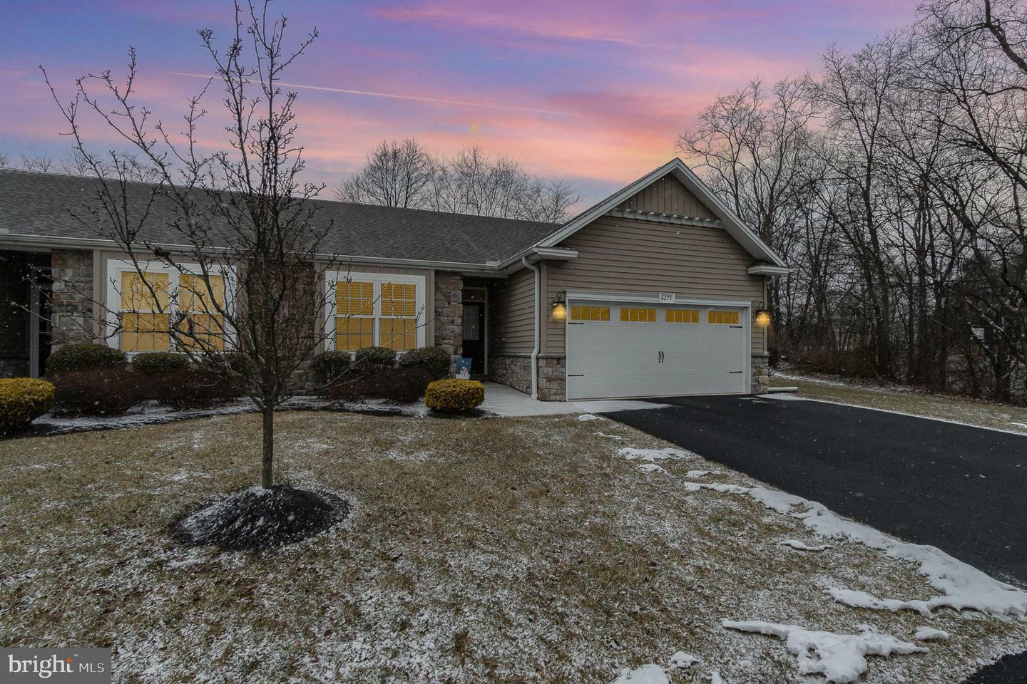 6275 Thornhill Lane  Mechanicsburg PA 17050 photo