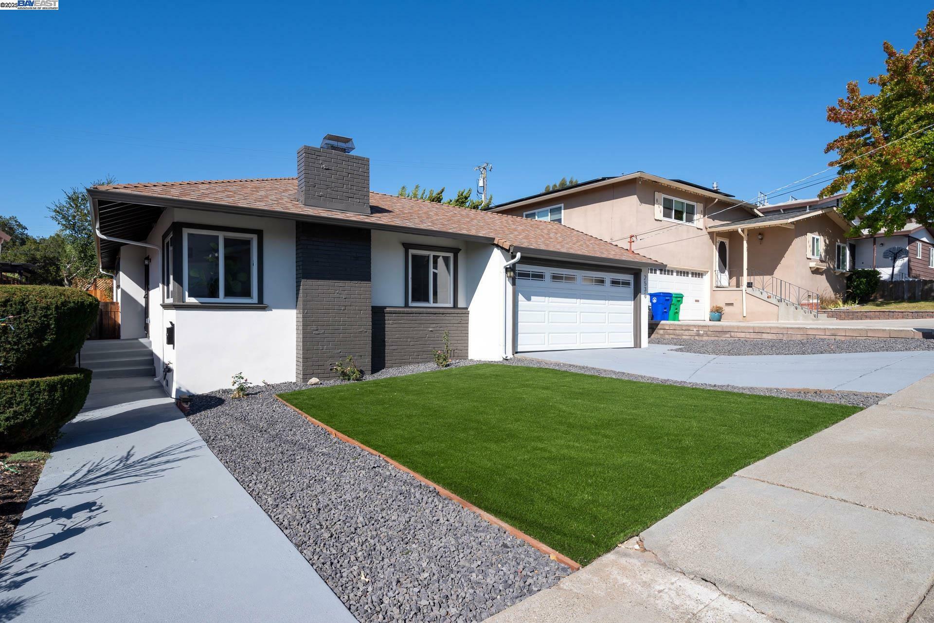 Property Photo:  2536 Jacobs St  CA 94541 