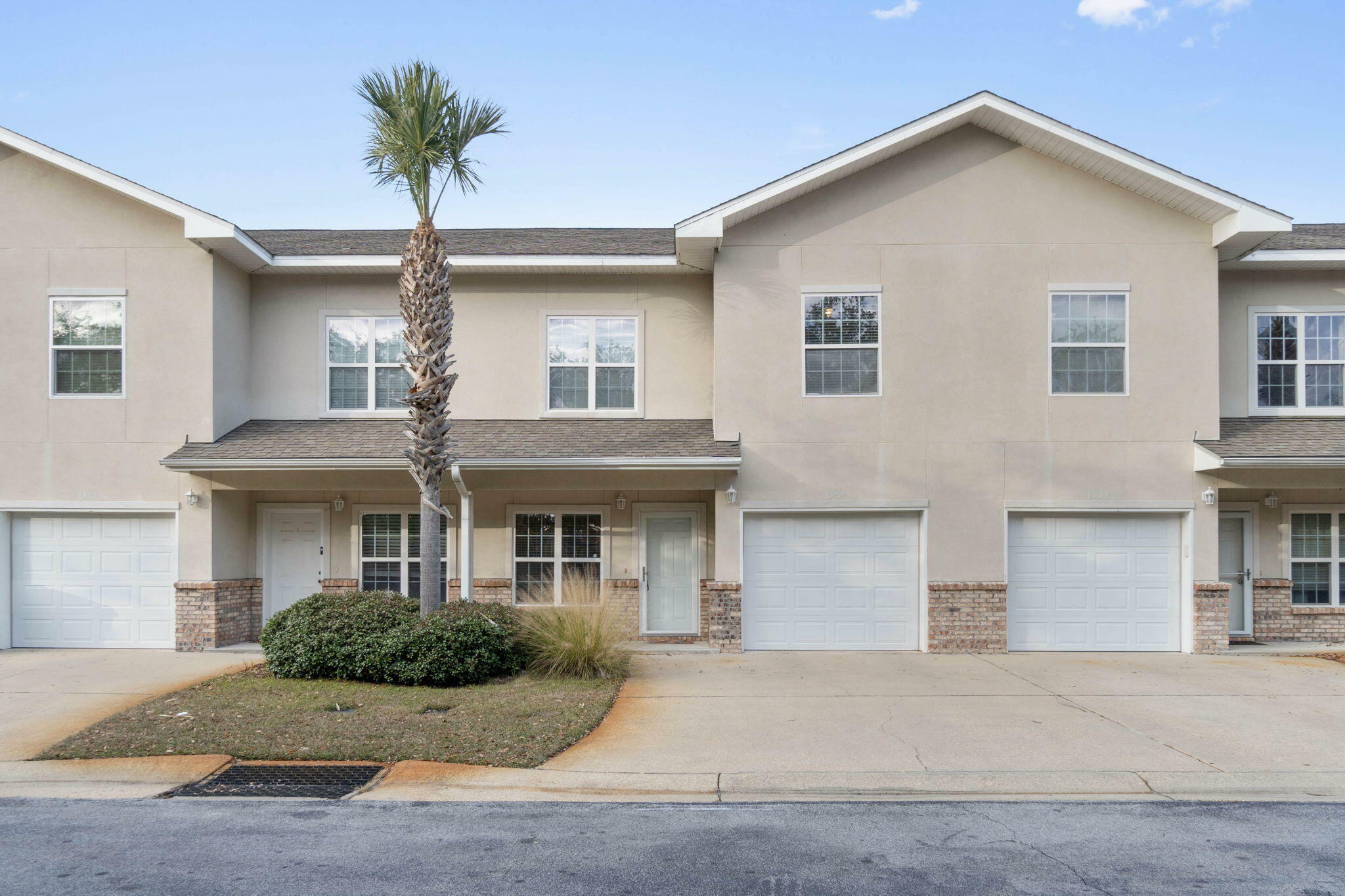 Property Photo:  1539 Bentley Circle  FL 32547 