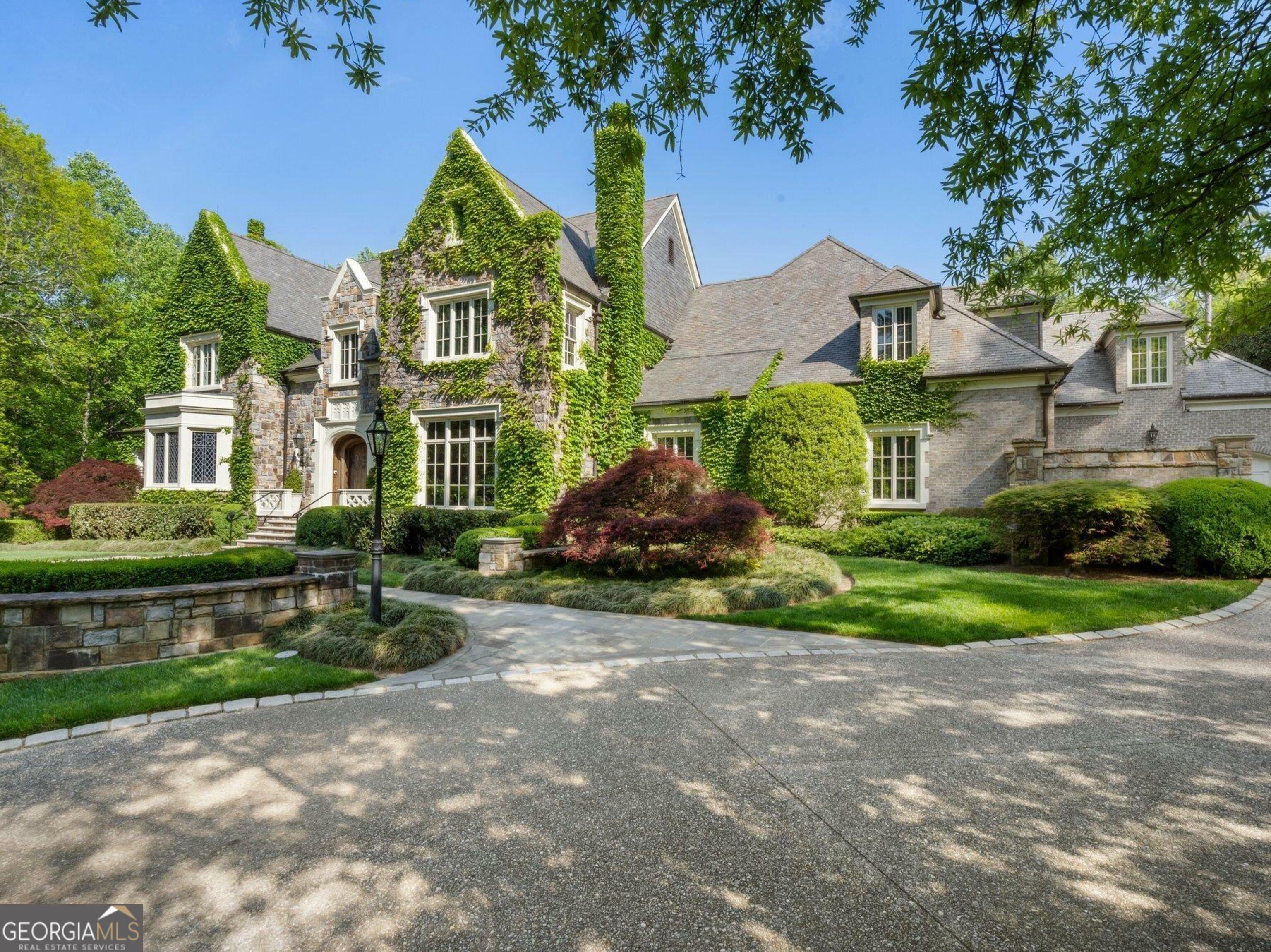 Property Photo: 3685 Paces Ferry Road NW GA 30327