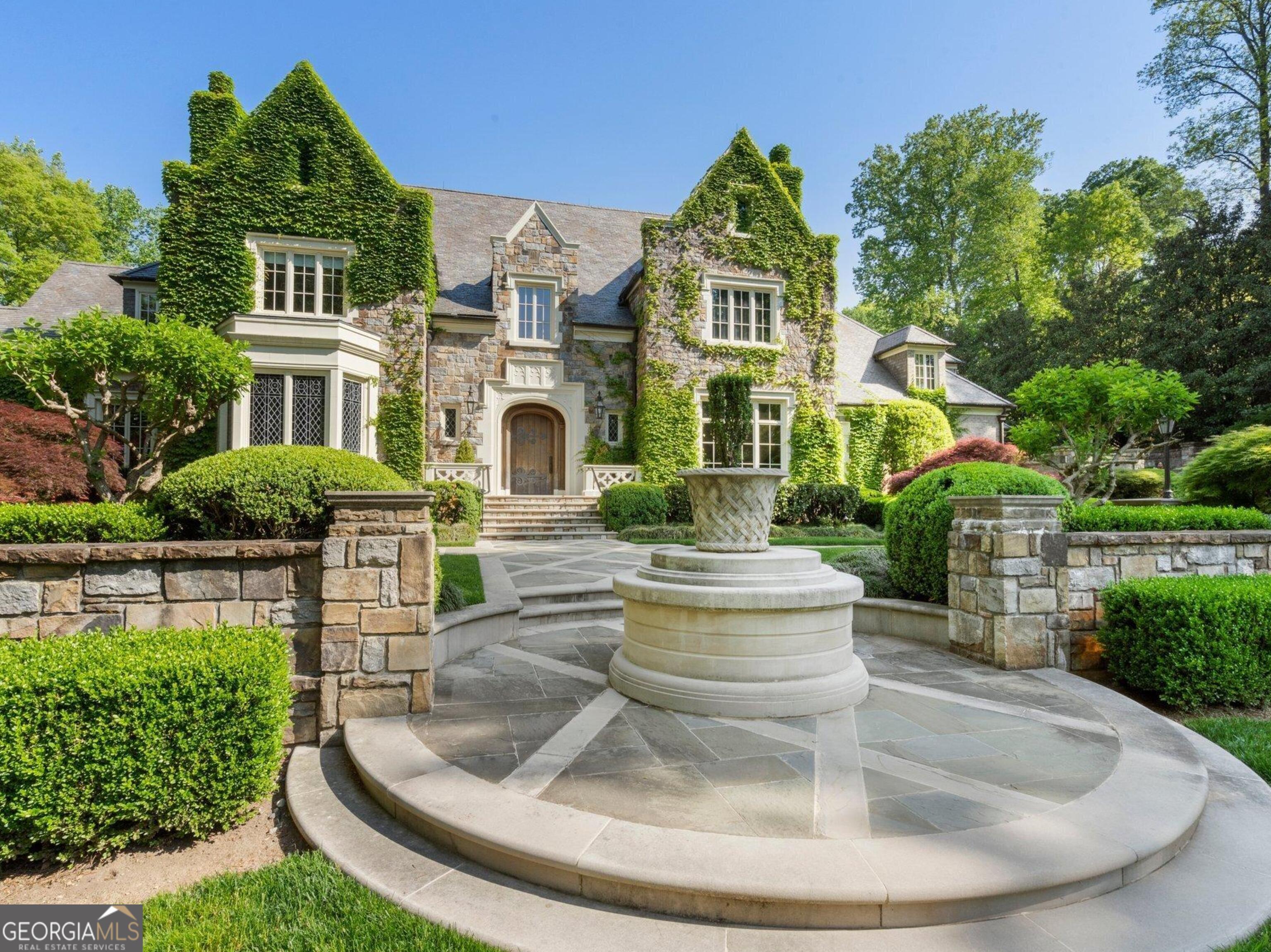 Property Photo: 3685 Paces Ferry Road NW GA 30327