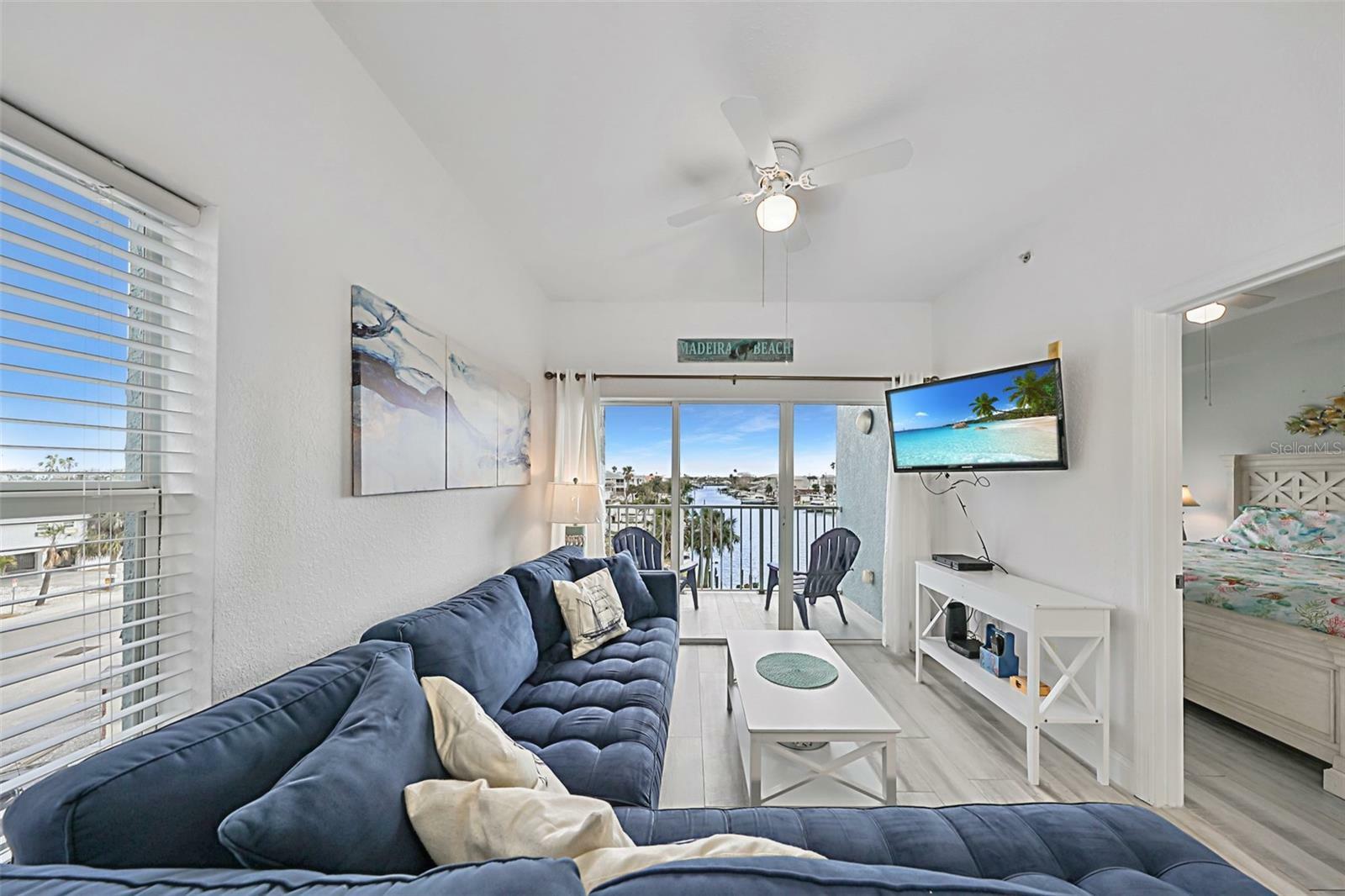 Property Photo:  13999 Gulf Boulevard 301  FL 33708 