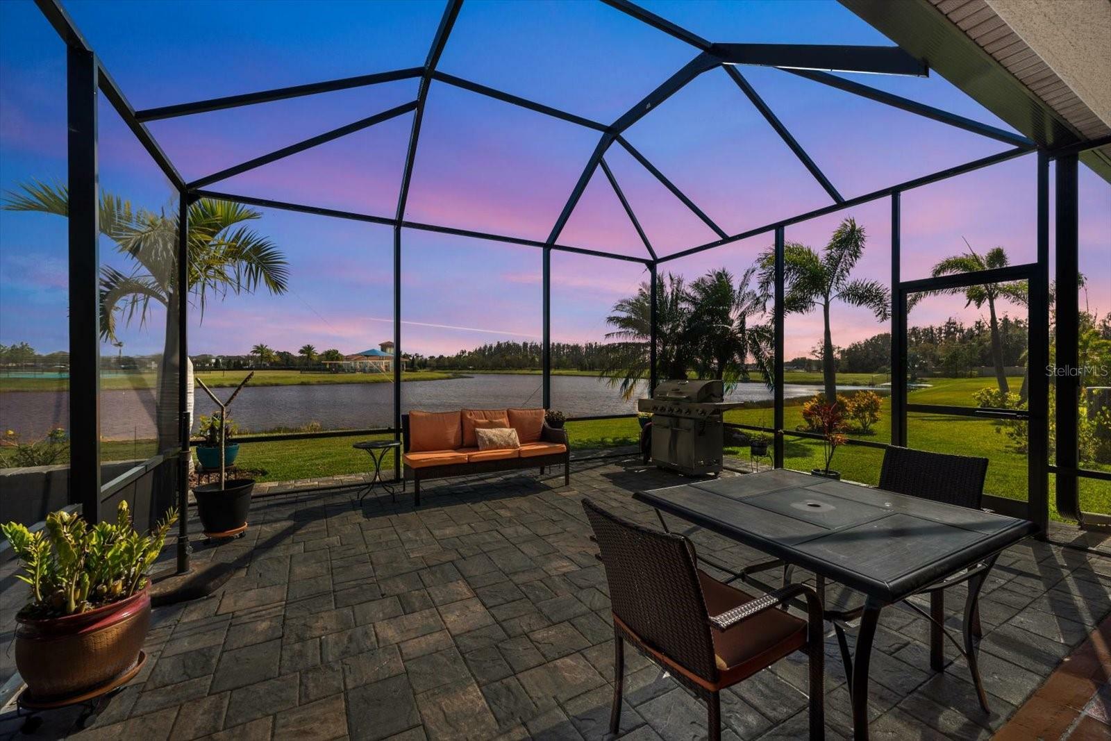 Property Photo:  5015 Jagged Cloud Drive  FL 33598 