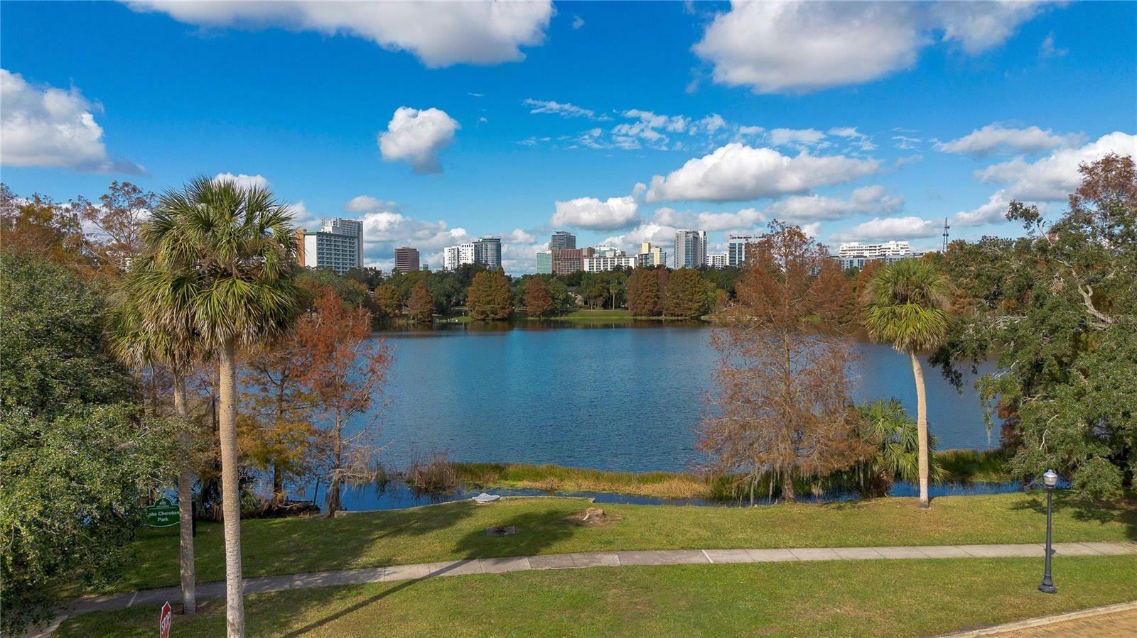 Property Photo: 450 Cherokee Drive FL 32801