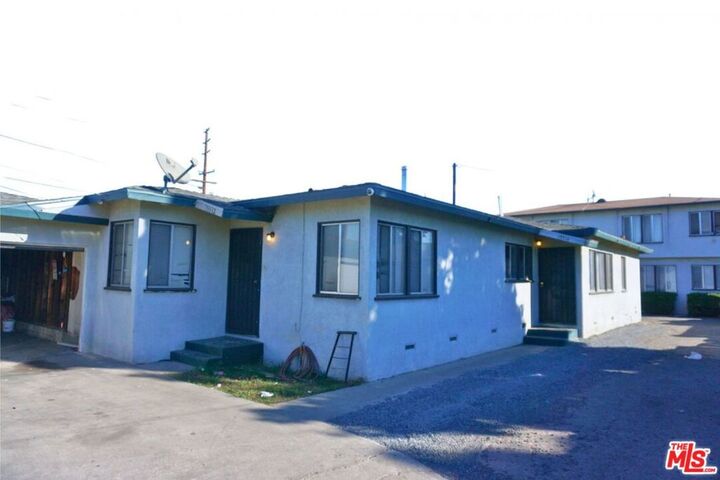 Property Photo:  15512 S White Avenue  CA 90221 
