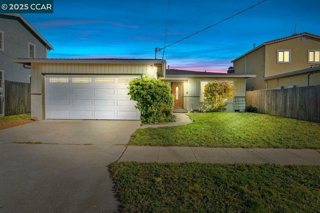 Property Photo:  336 S 26th Street  CA 94804-2902 