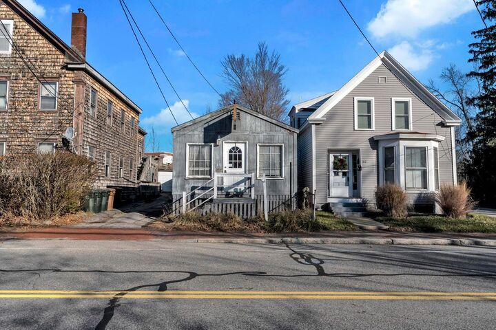 Property Photo:  60 Beach Street  ME 04072 
