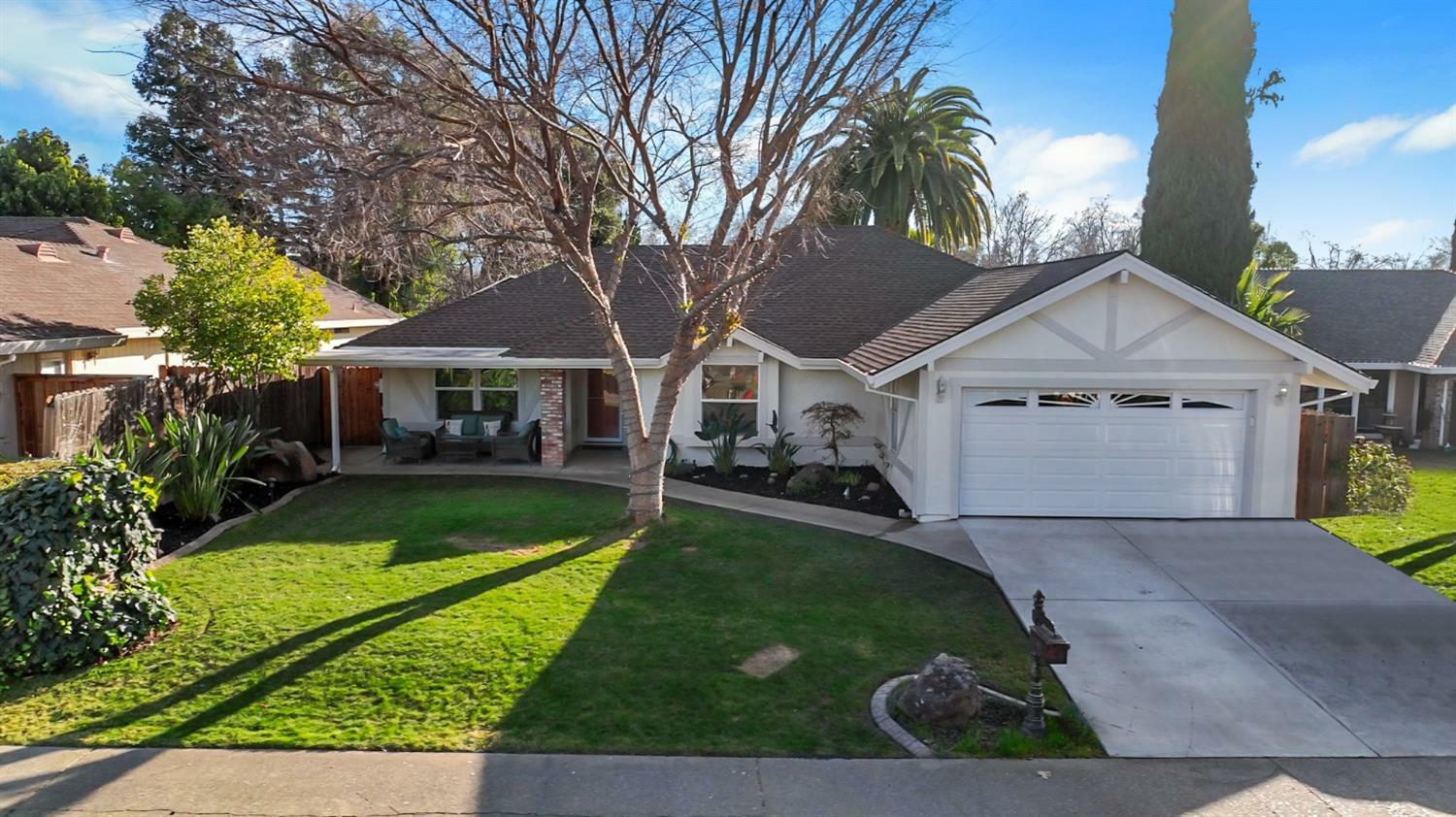 Property Photo:  9314 Dovewood Court  CA 95662 