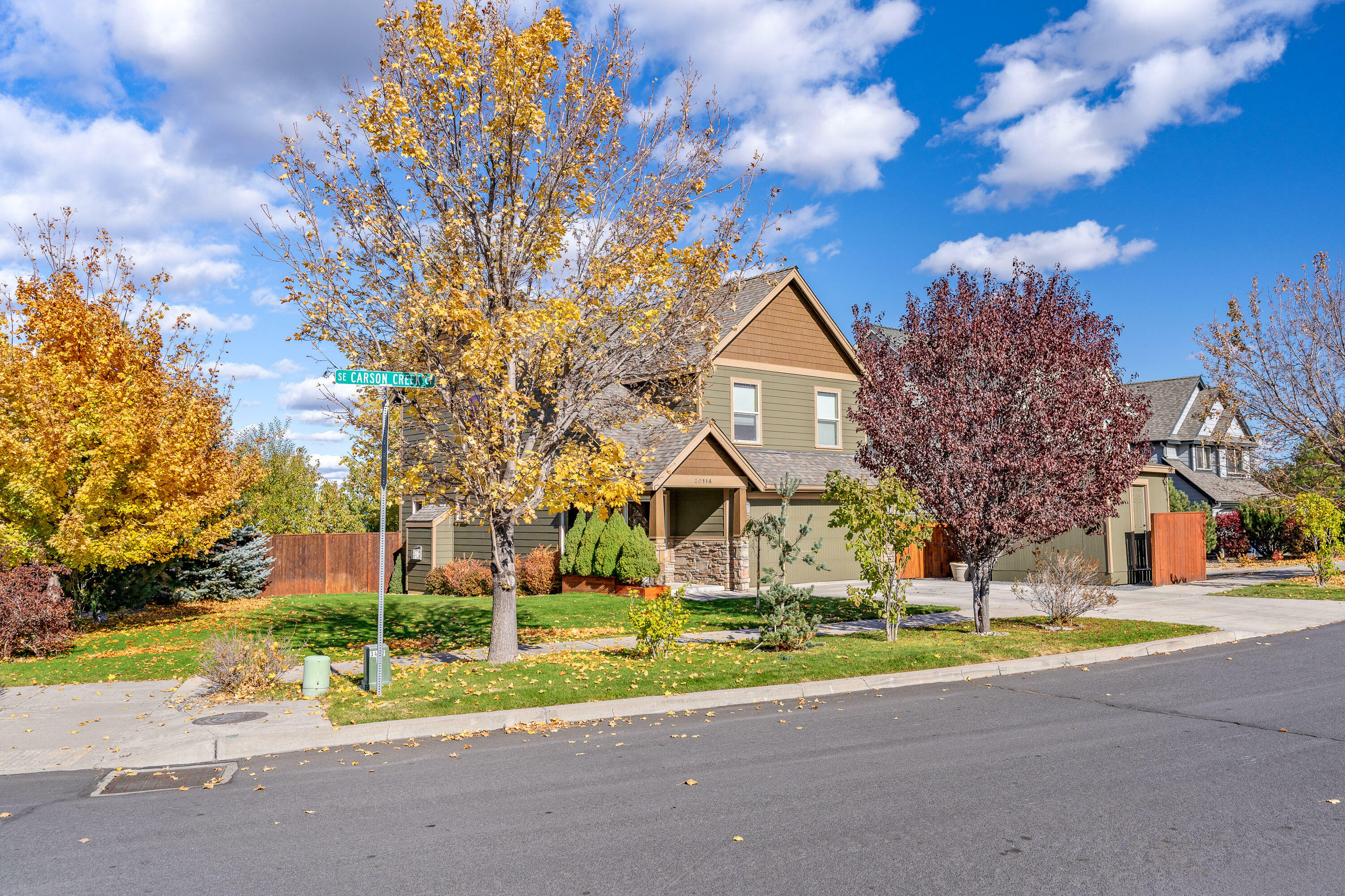 Property Photo: 20114 Carson Creek Court OR 97702