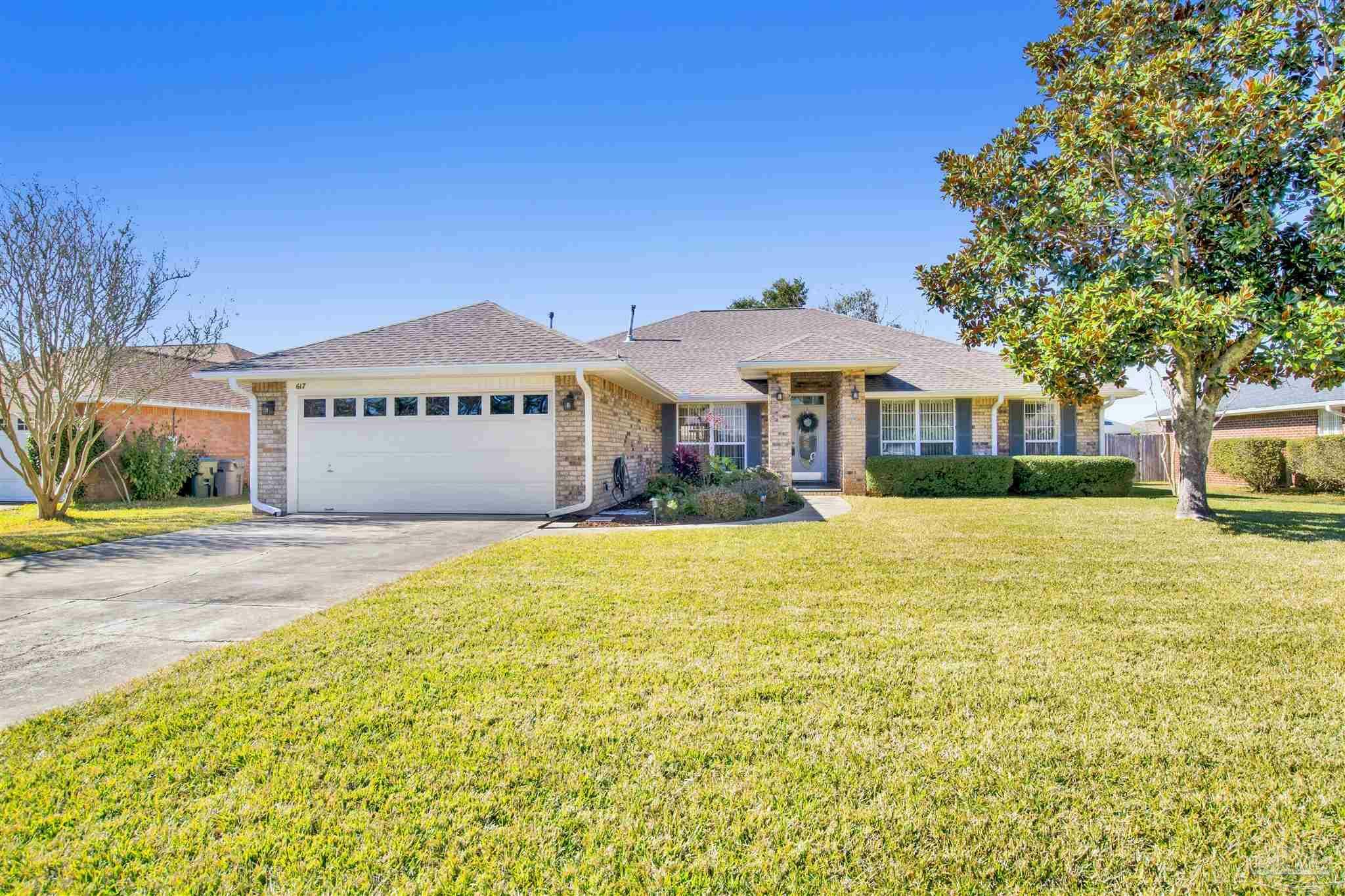 617 Gardenview Ct  Pensacola FL 32506 photo