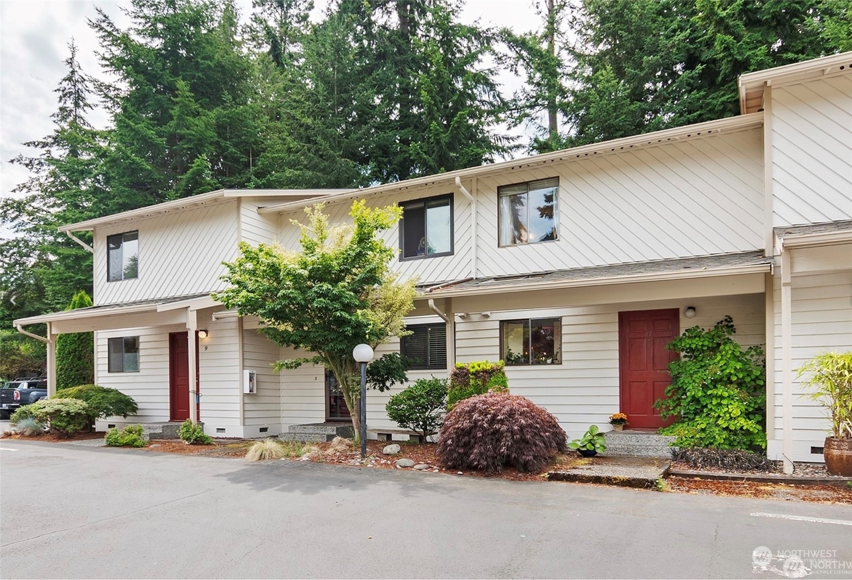 22906  Edmonds Way 11  Edmonds WA 98020 photo