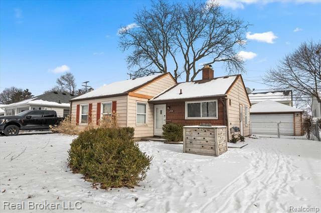 Property Photo:  4706 Olivia Avenue  MI 48073 