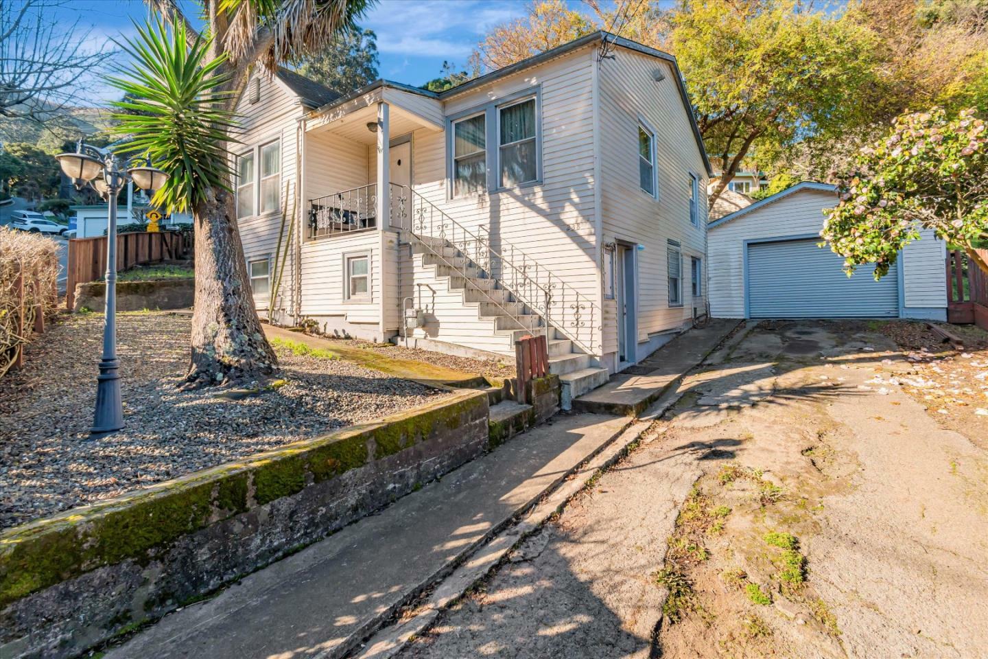 Property Photo:  238 Glen Park Way  CA 94005 