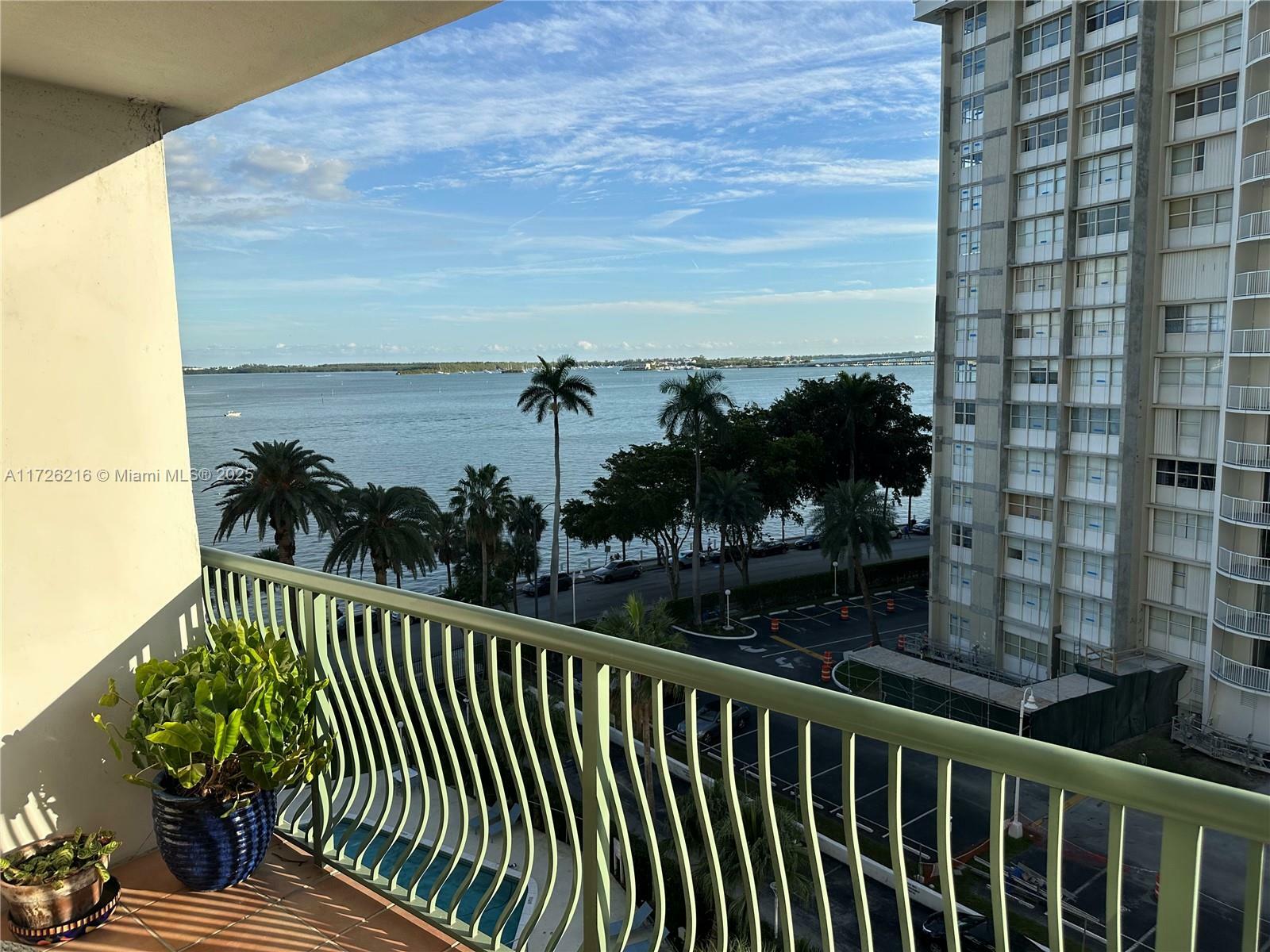 Property Photo:  1408 Brickell Bay Dr 706  FL 33131 