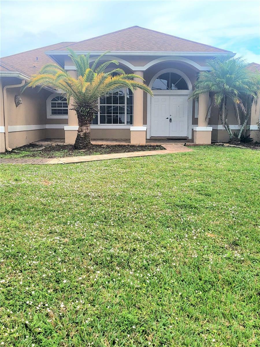 Property Photo:  7534 Coconut Blvd  FL 33412 