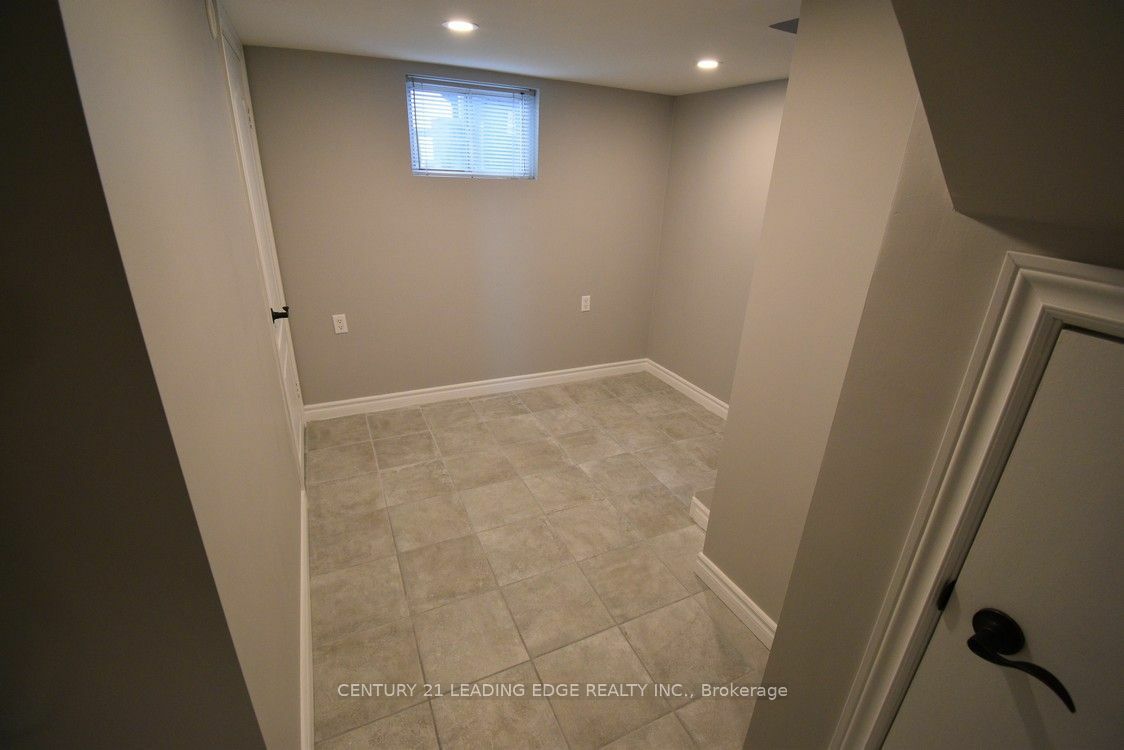 Property Photo:  51 Tiago Ave Lower  ON M4B 2A2 