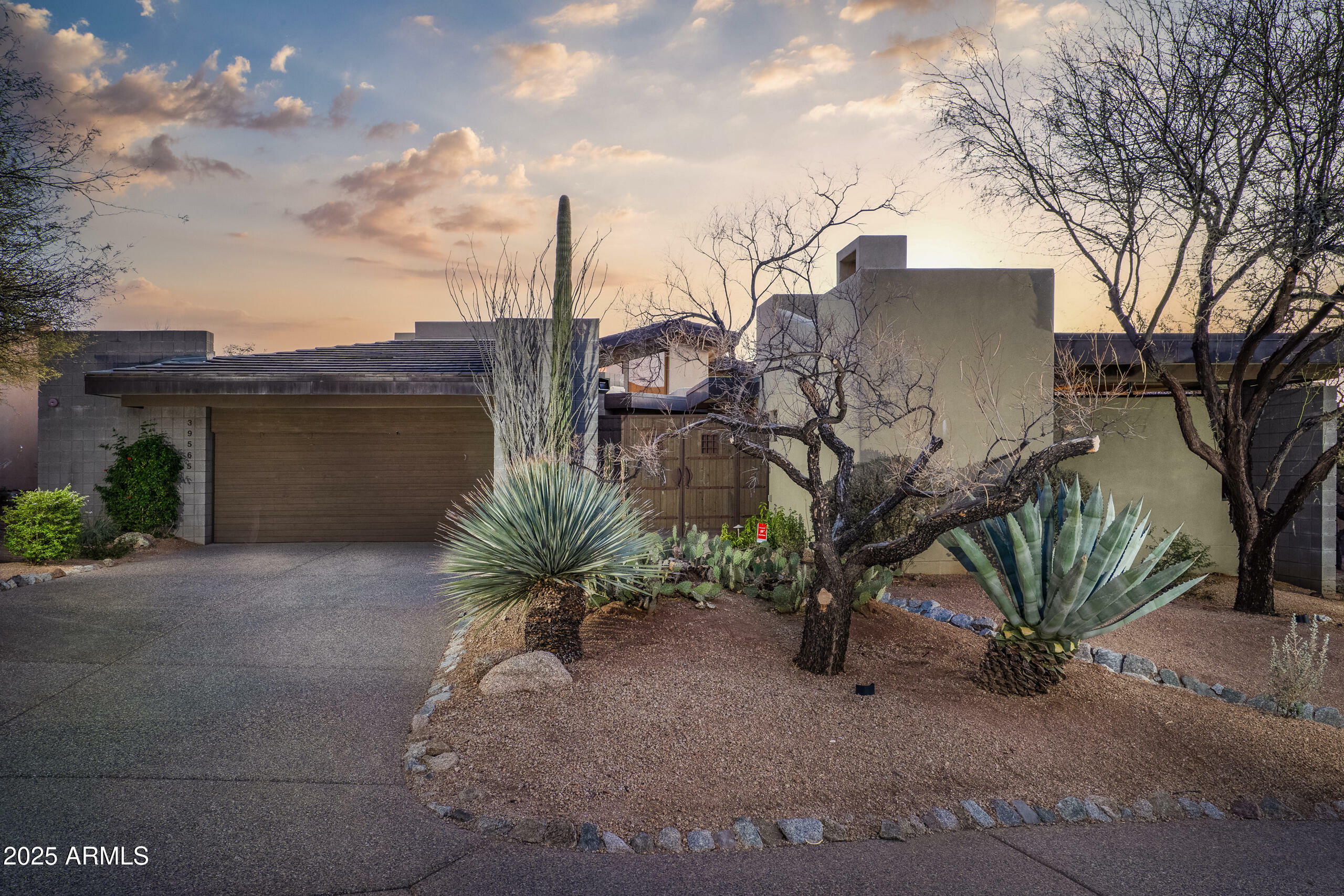 Property Photo: 39565 N 107th Way AZ 85262