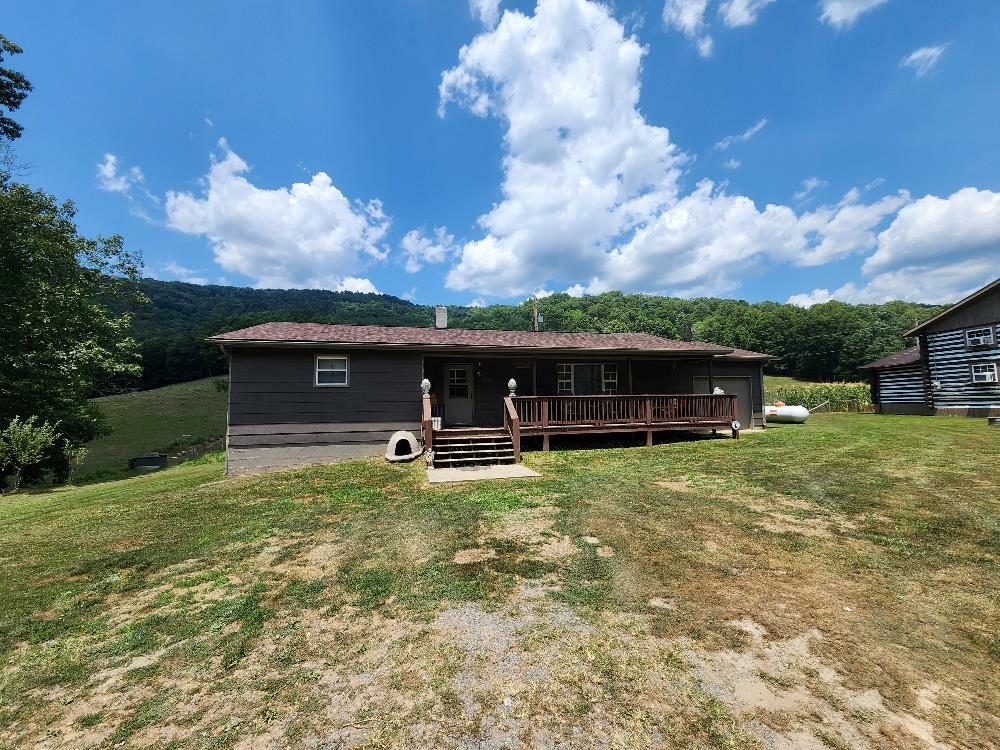 Property Photo:  312 Falls View Lane  WV 25951 