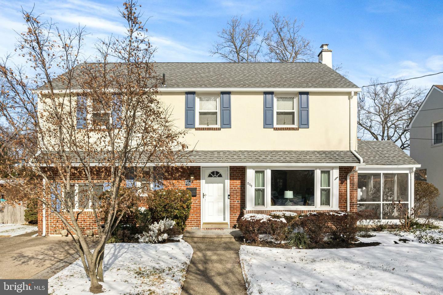 Property Photo: 809 W Mount Vernon Avenue NJ 08033