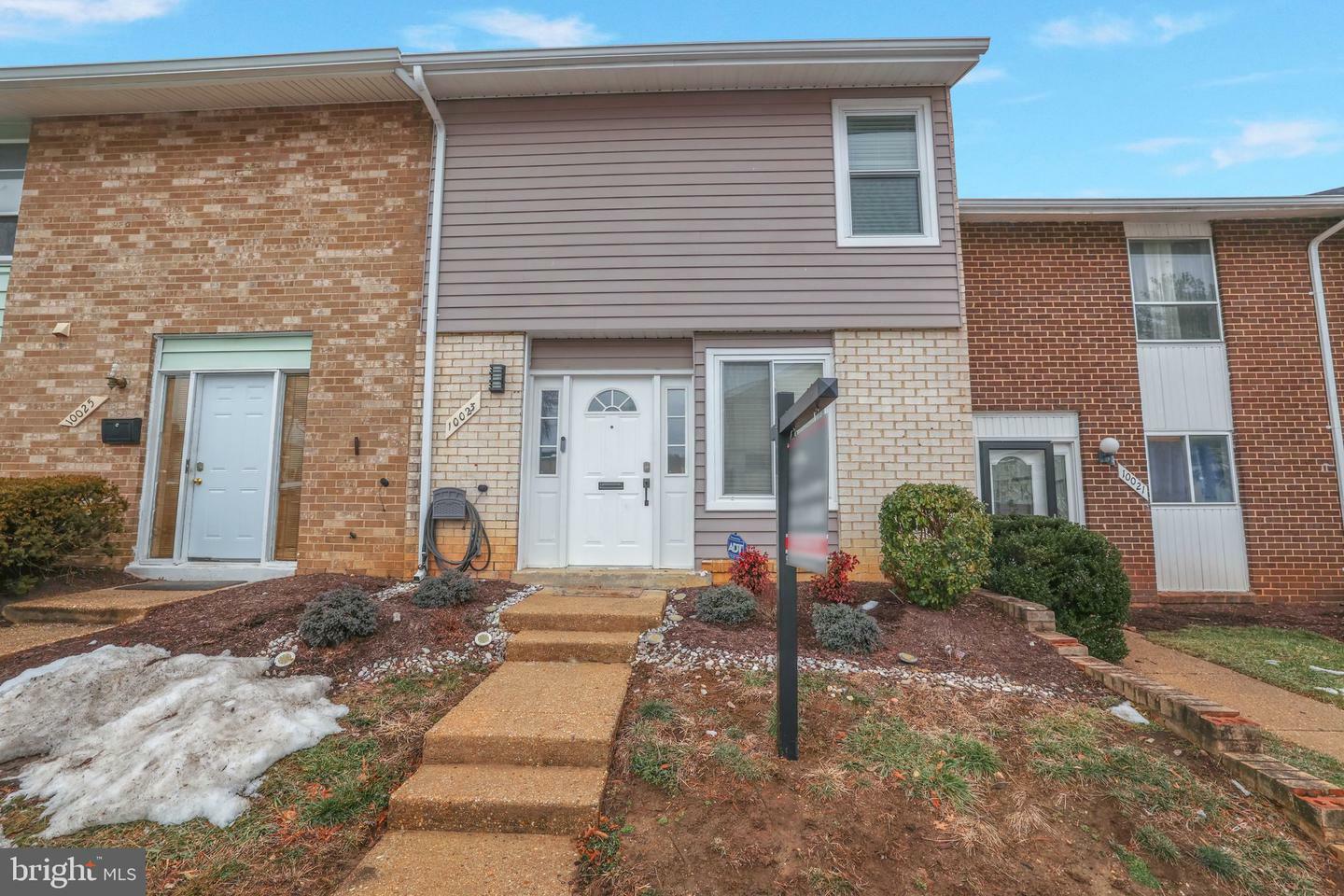 Property Photo:  10023 Campus Way S 113  MD 20774 