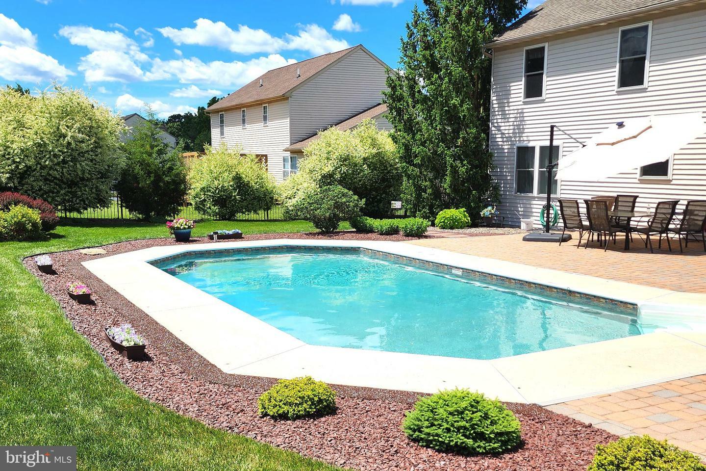 Property Photo:  603 Ridge Drive  PA 19518 