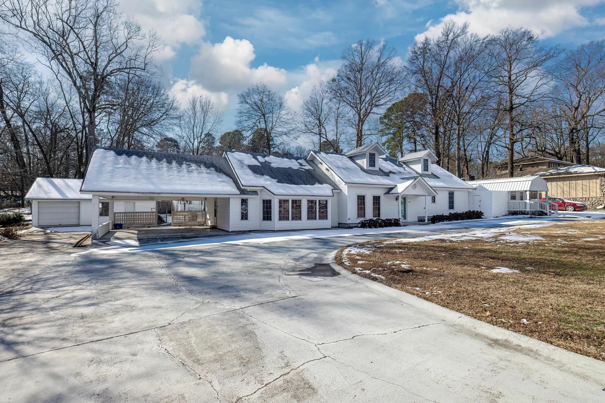 Property Photo:  2401 Forrest Park Drive  AR 71923 