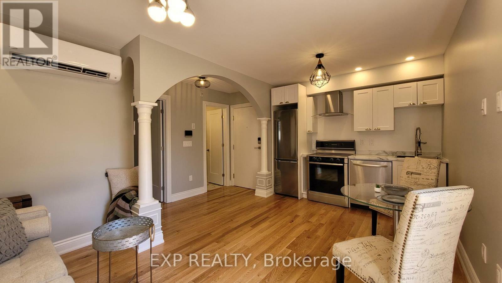 157-159 James Street 304  Ottawa ON K1R 5M4 photo