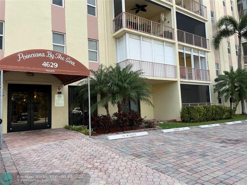 Property Photo:  4629 Poinciana St 314  FL 33308 