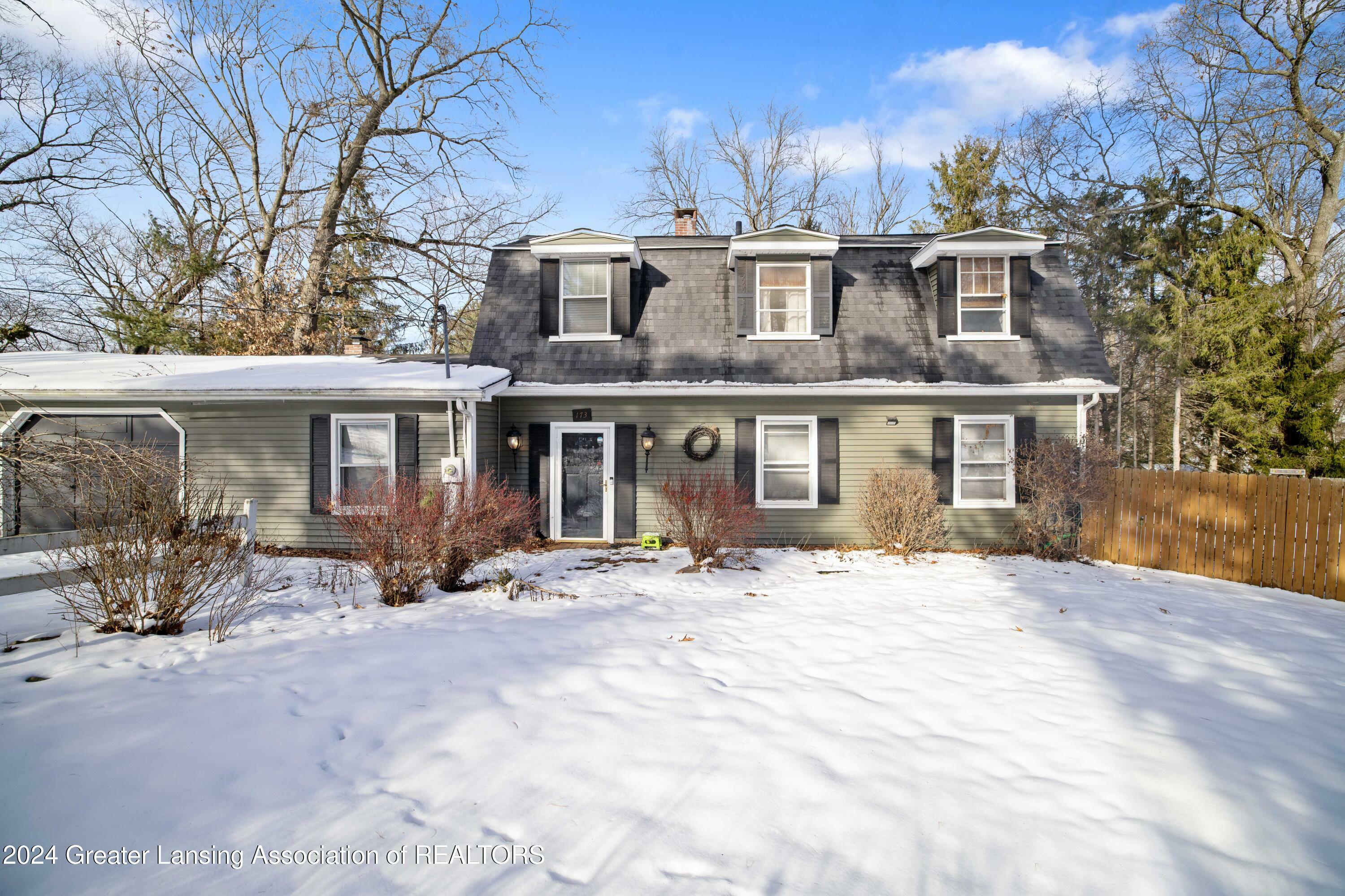 Property Photo:  173 E Hamilton Lane  MI 49015 