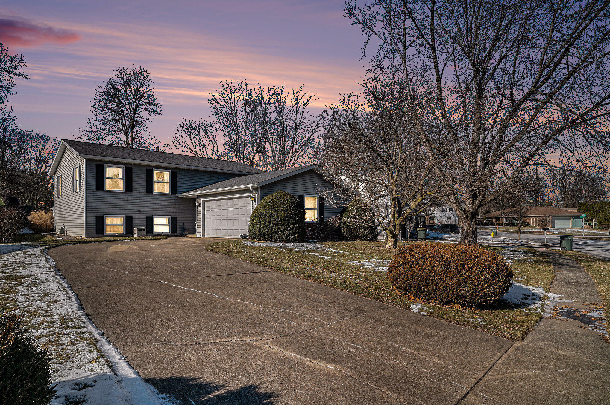 Property Photo:  806 Hastings Terrace  IN 46383 