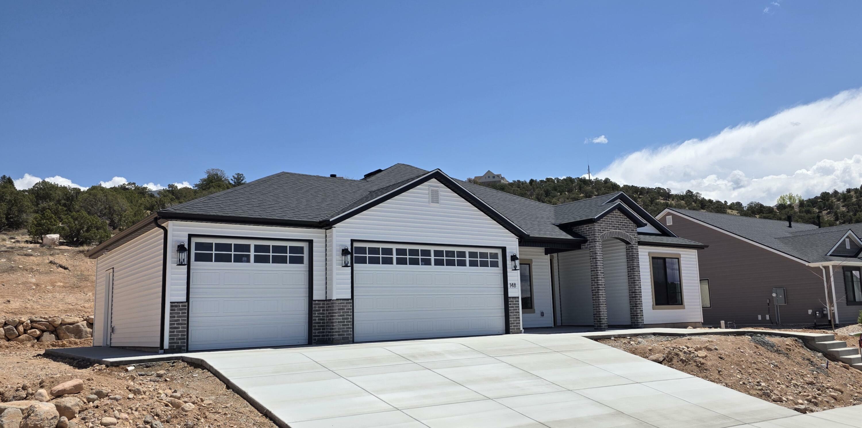 Property Photo: 148 N Sterling Dr (Lot 51 Phs 4 Crescent Hills) UT 84720